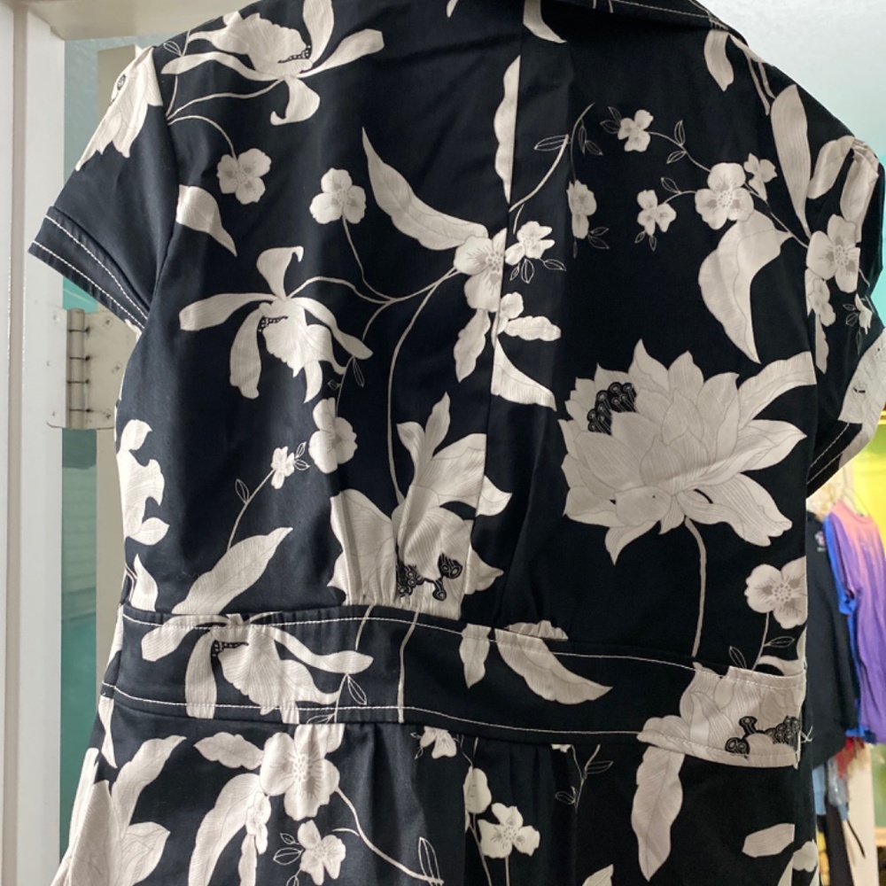 Jacket - Picture 2 of 2